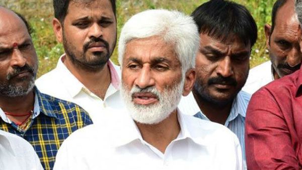 జాతకాలు చెప్పే విశాఖ ఆక్టోపస్‌కు ఆ మాత్రం తెలియదా? మేయర్‌గా ఉంటూ పార్కుల ఆక్రమణ: సాయిరెడ్డి