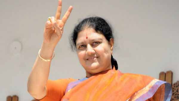 శశికళ వచ్చే జనవరిలోనే జైలు నుంచి విడుదల!: రూ. 10 కోట్ల జరిమానా చెల్లింపు