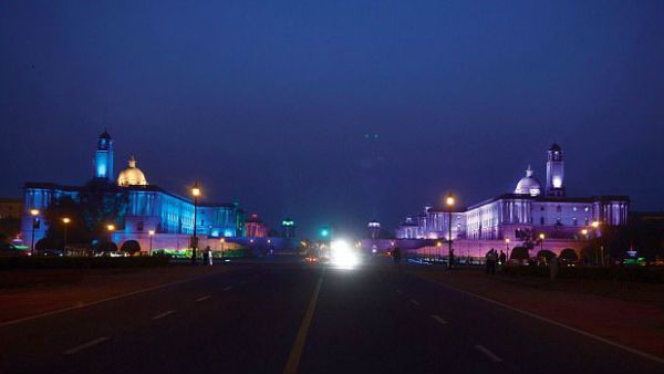 ప్రపంచ బాలల దినోత్సవం వేళ -నీలి రంగులోకి జాతీయ కట్టడాలు -వెంకయ్య కీలక ప్రసంగం