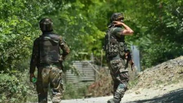 అనుమానాస్పద స్థితిలో ఆర్మీ మేజర్ మృతి: తలలో బుల్లెట్ గాయాలు