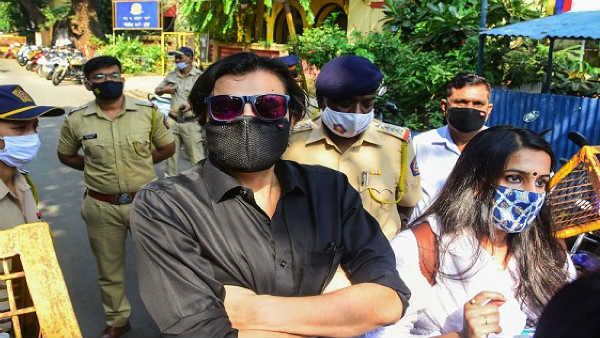 Arnab Goswami: సుప్రీం కోర్టును ఆశ్రయించిన రిపబ్లిక్ టీవీ చీఫ్, ఆత్మహత్యలతో నాకు సంబంధం లేదు!