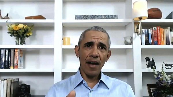 అమెరికా నివాసికి ఒబామా కాల్ ... జో బైడెన్ కు ఓటెయ్యాలని.. ఒబామా ముచ్చట ఎలా సాగిందంటే !!