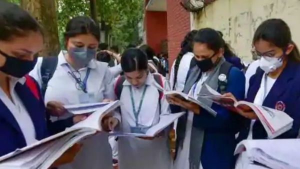 కాలేజీలు, పాఠశాలల పునర్ ప్రారంభానికి యూజీసీ కీలక మార్గదర్శకాలు