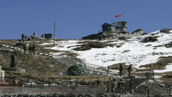 డోక్లాం దురాక్రమణకు చైనా మరో ప్లాన్... వక్రబుద్ది మరోసారి బట్టబయలు... వెనక్కి తగ్గినట్లే తగ్గి...