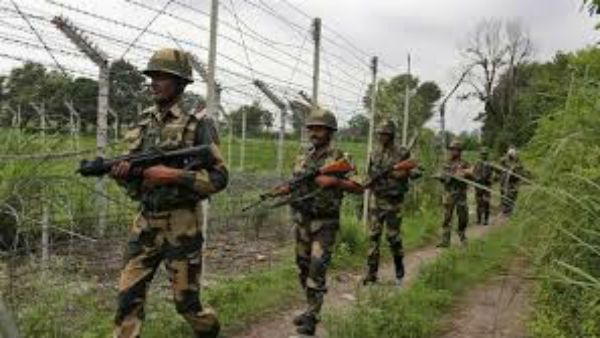 సరిహద్దులో కాల్పుల విరమణకు తూట్లు... పాక్‌కు సమన్లు జారీ చేయనున్న భారత్...