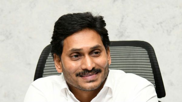 పేదలకు జగన్ క్రిస్మస్‌ కానుక- ఇళ్ల స్ధలాల పంపిణీకి ముహుర్తం- అదే రోజు నిర్మాణాలూ ప్రారంభం