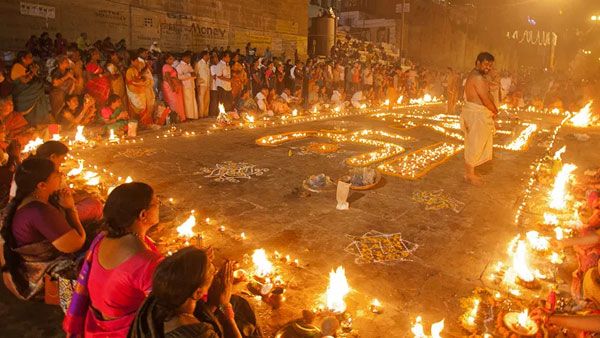 కార్తీక శోభ: శైవక్షేత్రాలకు పోటెత్తిన భక్తులు, పుణ్యస్నానాలు ఆచరించి పూజలు