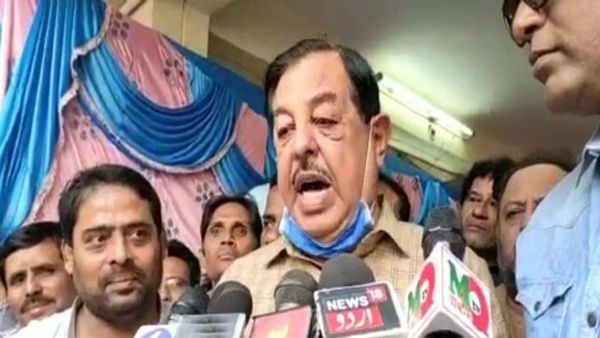 కేసీఆర్ సర్కారును కూల్చేందుకు 2 నెలలు చాలు, కేటీఆర్ ఓ చిలుక: ఎంఐఎం ఎమ్మెల్యే షాకింగ్