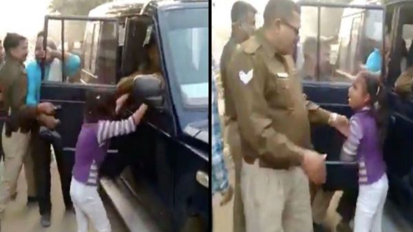 దీపావళి వేళ.. పోలీస్ జీపుకు తలబాదుకుంటూ రోధించిన చిన్నారి... ప్రతీ ఒక్కరినీ కదిలిస్తున్న వీడియో...