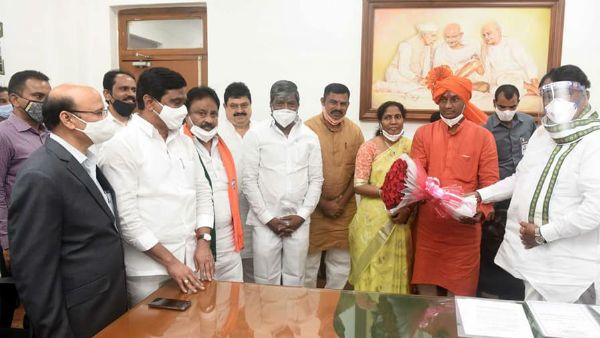 ఎమ్మెల్యేగా రఘునందన్ అసెంబ్లీలో .. గవర్నర్ కోటా ఎమ్మెల్సీలు శాసనమండలిలో ప్రమాణ స్వీకారం