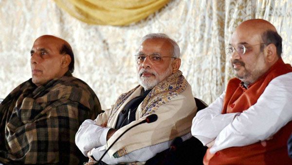 మోడీతో అమిత్ షా, రాజ్‌నాథ్ సింగ్ మంతనాలు..రైతులతో చర్చల వేళ డిస్కషన్స్...