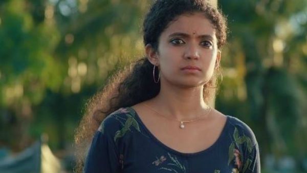 ఆ ఒక్క నిమిషం మైండ్ బ్లాంక్.. మాల్‌లో నటికి లైంగిక వేధింపులు.. అసభ్యంగా తాకి...