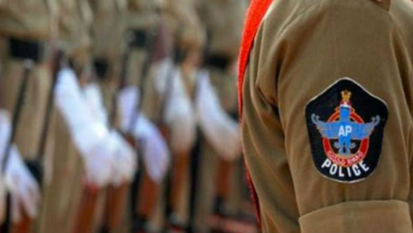 ఏపీలో 14331 పోలీసు పోస్టులు ఖాళీ- లక్షకు 85 మందే- పనిభారంలో మూడోస్ధానం