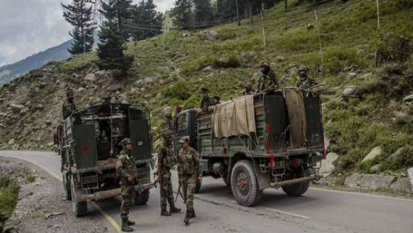 లడఖ్ ప్రాంతంలోకి చైనా వాహనాలు: వెనక్కి పంపిన స్థానికులు, ఐటీబీపీ జవాన్లు