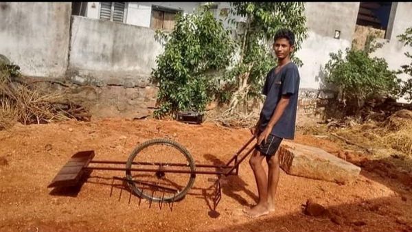 రైతుల కోసం నేను సైతం అంటున్నసూర్యాపేట బాలుడు .. స్క్రాప్ తో మల్టీ పర్పస్ వ్యవసాయ పనిముట్లు