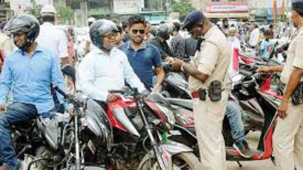 మీకు బైక్, కారు ఉందా? ఆర్సీ, లైసెన్స్ తదితర పత్రాల చెల్లుబాటు మార్చి 31 వరకు పొడిగింపు