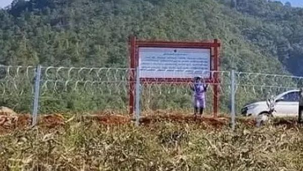 చైనా మరో షాకింగ్ నిర్ణయం: ఆ బోర్డర్ వెంట ముళ్ళ తీగలతో 2 వేల కిలోమీటర్ల అతి పెద్ద గోడ నిర్మాణం