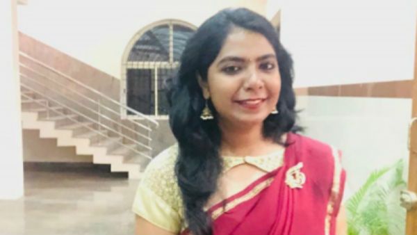 సీఐడీ డీఎస్పీ అనుమానాస్పద మృతి: ముందురోజు రాత్రి ఫ్రెండ్ ఇంట్లో మందు పార్టీ: భర్త హైదరాబాద్‌లో