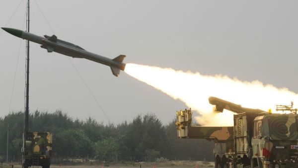 ఒడిశా తీరంలో విజయవంతంగా క్షిపణి ప్రయోగం... మీడియం రేంజ్ సర్ఫేస్-టు-ఎయిర్ మిసైల్‌...