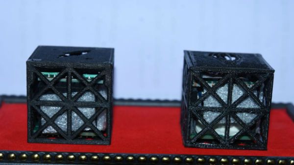 తమిళనాడు విద్యార్ధి అద్భుతం- ప్రపంచంలోనే తేలికపాటి శాటిలైట్‌ రూపకల్పన