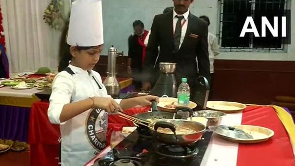 చిన్నారి వంటలక్క: 58 నిమిషాలలో 46 రకాల వంటలు చేసి వరల్డ్ రికార్డ్స్ లో స్థానం