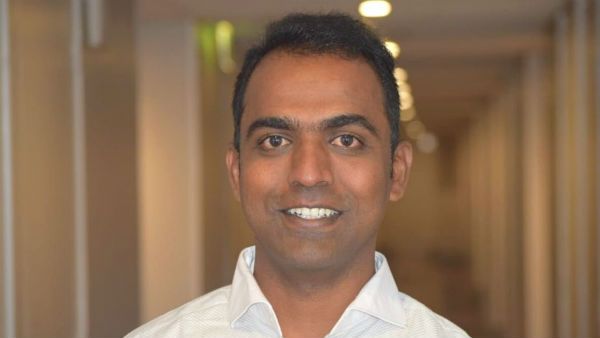 ఆ జిల్లా పరిషత్ స్కూలు టీచర్ కు గ్లోబల్ టీచర్ అవార్డు .. విశ్వగురువుగా గుర్తింపు .. రూ. 7కోట్ల నగదు