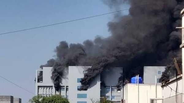 సీరం సంస్థలో అగ్ని ప్రమాదం .. కోవిషీల్డ్ వ్యాక్సిన్ స్టాక్ సేఫ్ .. ప్రాణాలు కాపాడటమే ముఖ్యమన్న సీరం సిఈవో