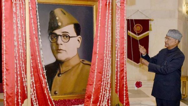 Fact Check : రాష్ట్రపతి ఆవిష్కరించిన ఆ చిత్రపటం నేతాజీది కాదా..?