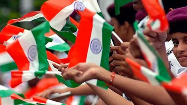 ప్లాస్టిక్ జెండా ఎగరేశారో ఇక అంతే.. కఠిన చర్యలు తప్పవు, కేంద్రం వార్నింగ్..