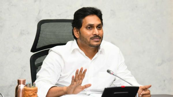 విగ్రహాల ధ్వంసంపై ఇక కఠిన చర్యలే- ఎవరినీ లెక్క చేయొద్దని కలెకర్లు, ఎస్పీలకు జగన్‌ ఆదేశాలు