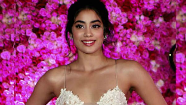 Janhvi Kapoor: చిన్న వయస్సులోనే అత్యంత ఖరీదైన ఇల్లు..మైండ్ బ్లాక్..!