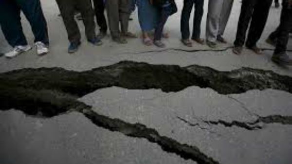 జమ్మూకశ్మీర్‌లో భూకంపం... రెండు జిల్లాలో భూప్రకంపనలు... రిక్టర్ స్కేలుగా 5.1గా నమోదు...