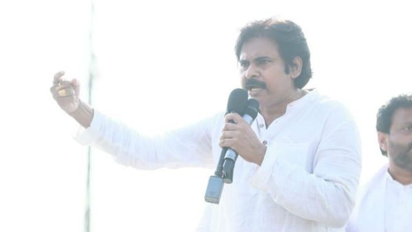 జగన్ లేఖ రాస్తే జడ్జీలే బదిలీ.. రాజకీయ గెరిల్లా వార్ ఫేర్ అంటారా ? మీ అత్యుత్సాహం ఏమైంది : పవన్ కళ్యాణ్ ఫైర్