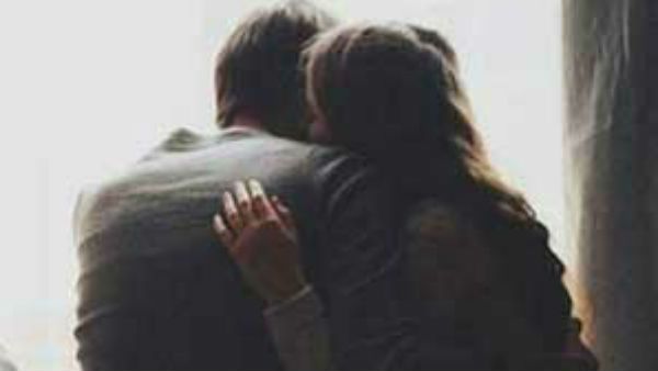 Girlfriend: మేడమ్ తో ఫుల్ ఎంజాయ్, పెళ్లి కొడుక్కి ప్రియుడు గిఫ్ట్ ఏమి ఇచ్చాడంటే, ఎండ్ !