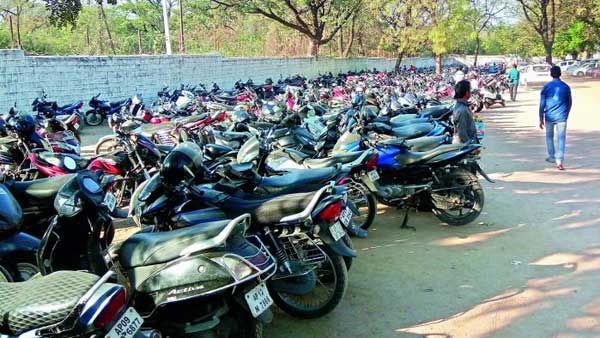 రూ.50 వేల ఫైన్: గ్రేటర్‌లో కొత్త పార్కింగ్ పాలసీ, అతిక్రమిస్తే జరిమానా బాదుడే