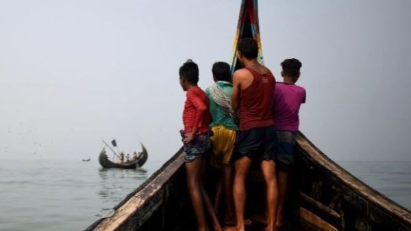 నడి సముద్రంలో చిక్కుకుపోయిన రోహింగ్యాలు..కాపాడిన భారత్: ఎక్కడి నుంచి వచ్చారు..?