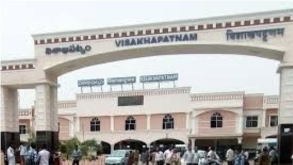 విశాఖకు కేంద్రం మరో షాక్- వాల్తేరు లేకుండానే రైల్వేజోన్‌- పరిశీలనలోనే డీపీఆర్‌