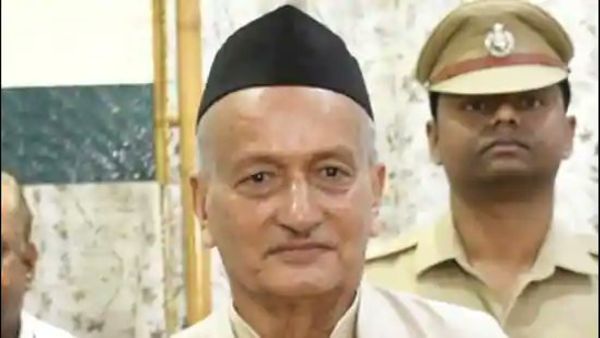 గవర్నర్‌కు ఉద్ధవ్‌ సర్కార్‌ షాక్‌- విమాన ప్రయాణానికి నో- రెండు గంటల వెయిటింగ్‌