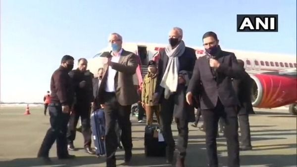 జమ్మూ కాశ్మీర్‌లో కోలాహలం: ఒకేసారి 24 దేశాల ప్రతినిధులు రాకకు కారణం?