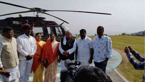 హెలికాప్టర్‌లో రాక.. సర్పంచ్‌గా గెలిచి, ఎక్కడ, ఎవరు అంటే..