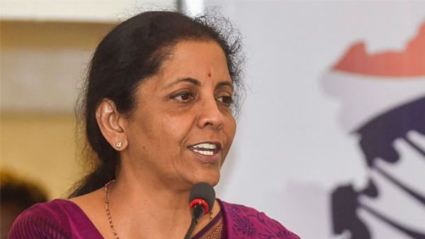 మోడీ సర్కార్ పేదల కోసం , అల్లుళ్ళ కోసం కాదు .. కాంగ్రెస్ ను టార్గెట్ చేసిన నిర్మలా సీతారామన్