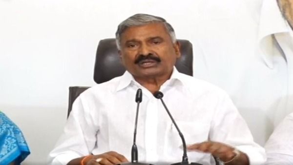 ఎస్..నేను పోటుగాడినే: నీలా కాదు: చంద్రబాబుకు పెద్దిరెడ్డి కౌంటర్: జగన్ ఫోబియాలో