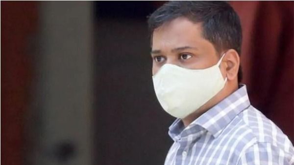 మోడీ సర్కార్‌కు మరో ఎదరుదెబ్బ: ఆ కార్యకర్తకు ముందస్తు బెయిల్