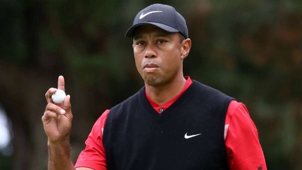 రోడ్డు ప్రమాదంలో తీవ్రంగా గాయపడ్డ గోల్ఫ్ స్టార్ టైగర్ వుడ్స్... ఆస్పత్రిలో చేరిక...