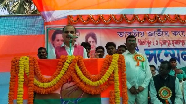 ఆజాద్‌, ఆనంద్‌శర్మపై కాంగ్రెస్‌ గరంగరం- నేతల కౌంటర్లు- శ్రేణుల నిరసనలు