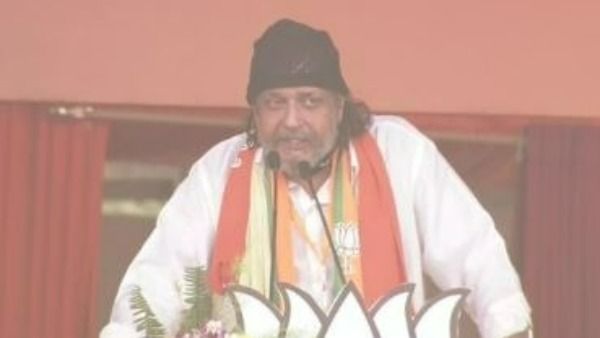 నేను అల్లాటప్పా పామును కాదు, కోబ్రాను! ఒక్క కాటు చాలు: మిథున్ చక్రవర్తి సంచలనం