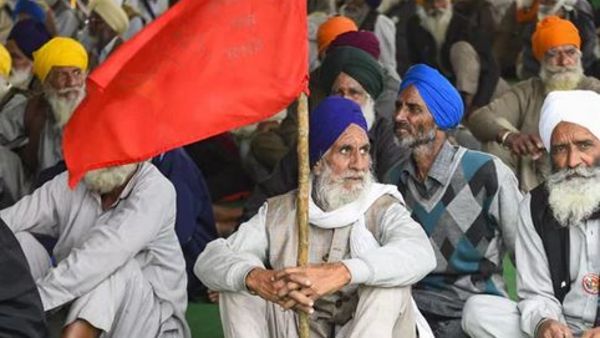 రైతుల ఆందోళనకు 100రోజులు ... నల్లజెండాలతో నేడు బ్లాక్ డే పాటిస్తున్న రైతులు