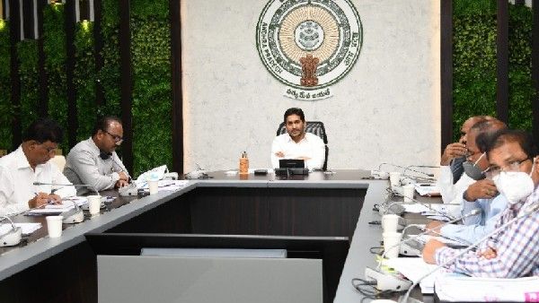 ఈజ్ ఆఫ్ డూయింగ్ లో ఏపీదే మొదటి స్థానం .. మారిటైమ్‌ ఇండియా సదస్సులో సీఎం జగన్‌