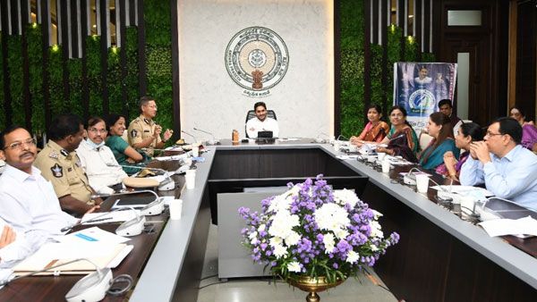 బంపర్ ఆఫర్, ఆ రోజు 10 శాతం డిస్కౌంట్.. వారికి మొబైల్స్ కాస్త చౌకే..త్వరపడండి..