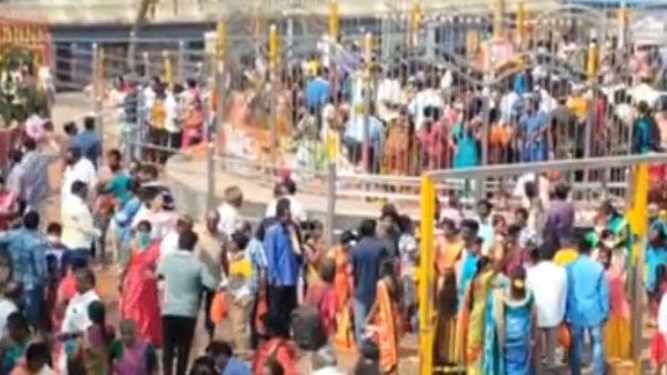 సమ్మక్క సారాలమ్మ గద్దెలు మూసివేత.. ఎందుకంటే..